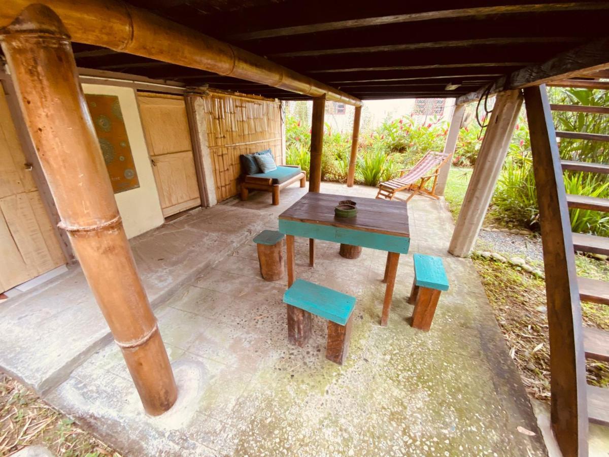 The Mudhouse Hostel Mompiche Exterior foto
