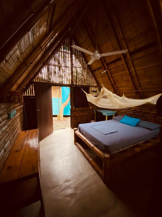 The Mudhouse Hostel Mompiche Exterior foto