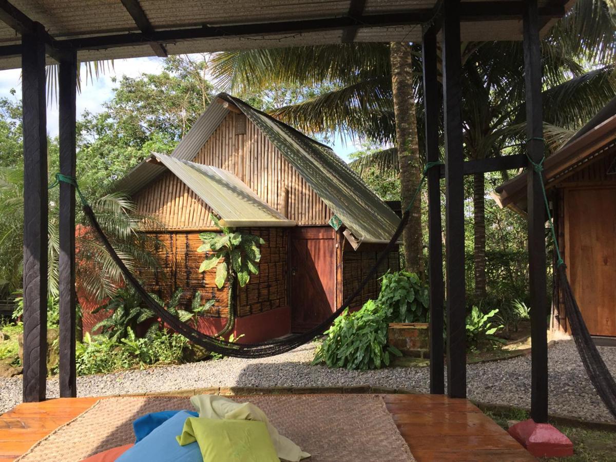 The Mudhouse Hostel Mompiche Exterior foto